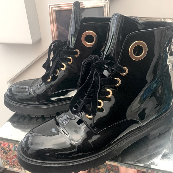 AGL ITALY COMBAT PATENT LEATHER GOTHCORE BOOTS